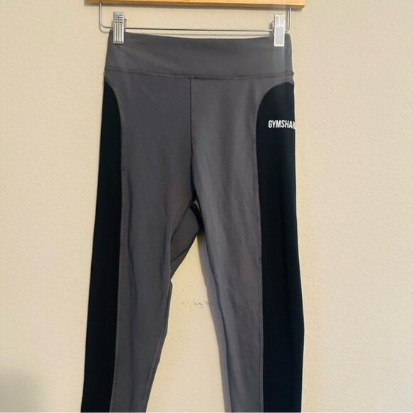 Gymshark Illusion Gray and Black High-Waisted Leggings Size Small - Picture 6 of 11
